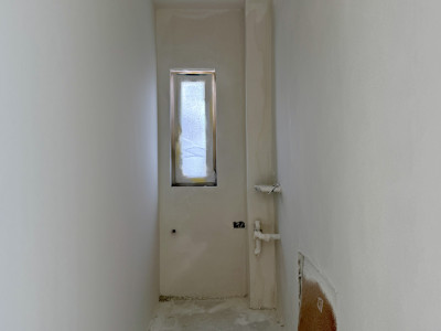 Casa individuala de vanzare, 8 camere + 4 bai - Mosnita Veche imagine mica 21, foxfort.ro