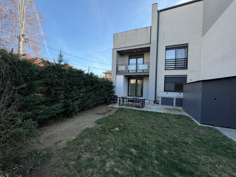 Apartament cu 4 camere dispus pe 3 niveluri - zona Giroc 1, foxfort.ro