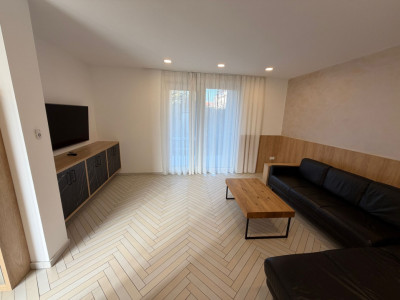 Apartament cu 4 camere dispus pe 3 niveluri - zona Giroc imagine mica 7, foxfort.ro