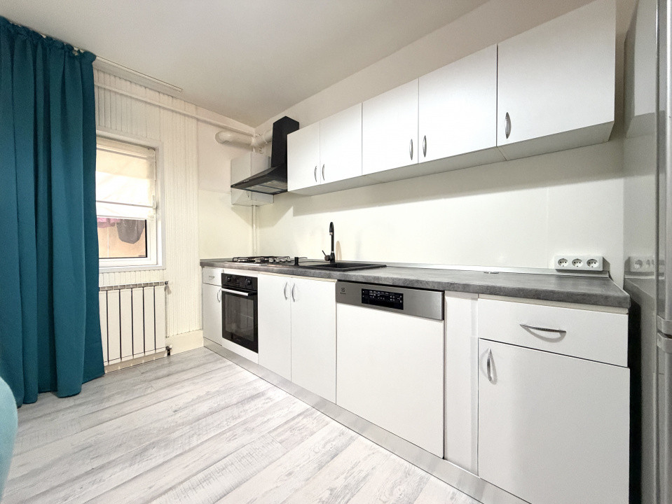 Apartament cu 3 camere + dressing, 79 mp, in zona Aradului - Piata Verde 13, foxfort.ro
