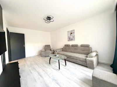 Apartament cu 3 camere + dressing, 79 mp, in zona Aradului - Piata Verde imagine mica 2, foxfort.ro