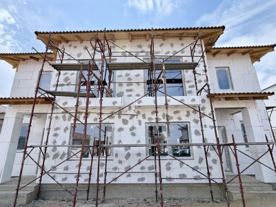 Comision 0% Duplex de vanzare 5 camere, 3 bai - Mosnita Noua - Calea Medves