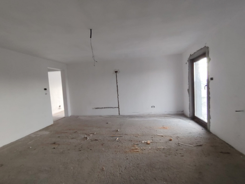 Casa individuala 5 camere cu teren de 747 mp in Sanandrei - V10221 9, foxfort.ro