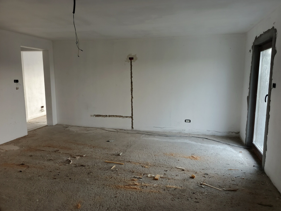 Casa individuala 5 camere cu teren de 747 mp in Sanandrei - V10221 20, foxfort.ro