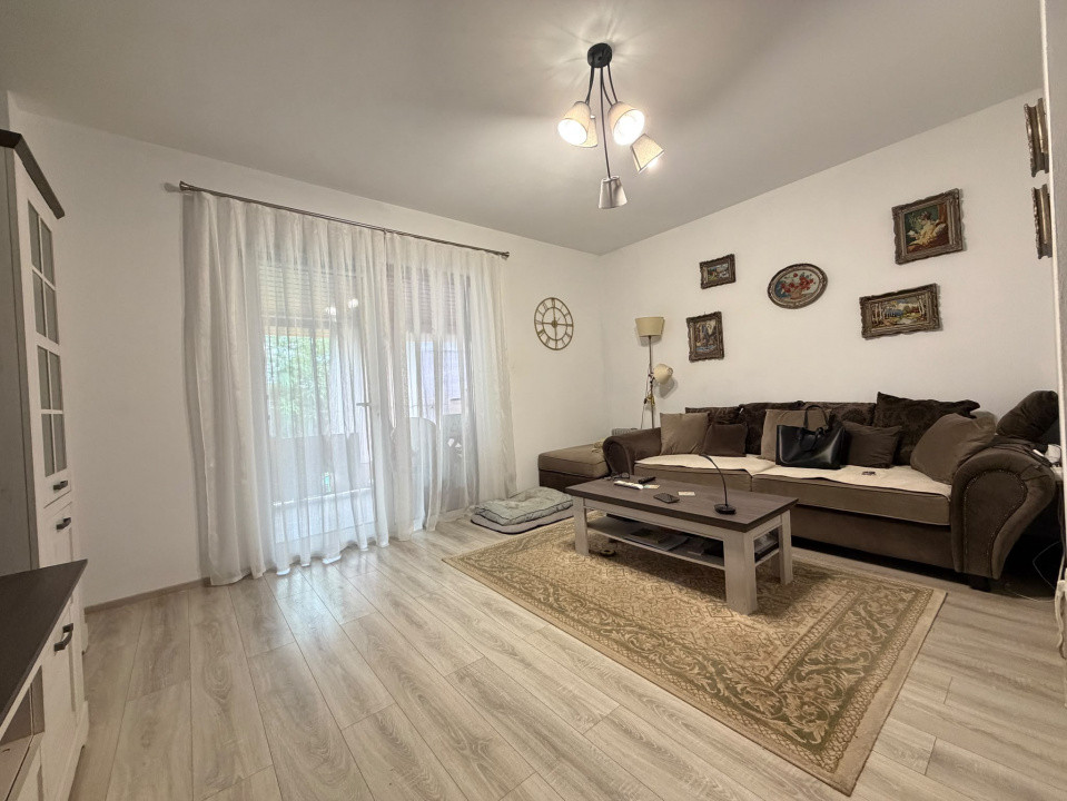 COMISION 0% Triplex de vanzare complet mobilat si utilat - Sanandrei 2, foxfort.ro