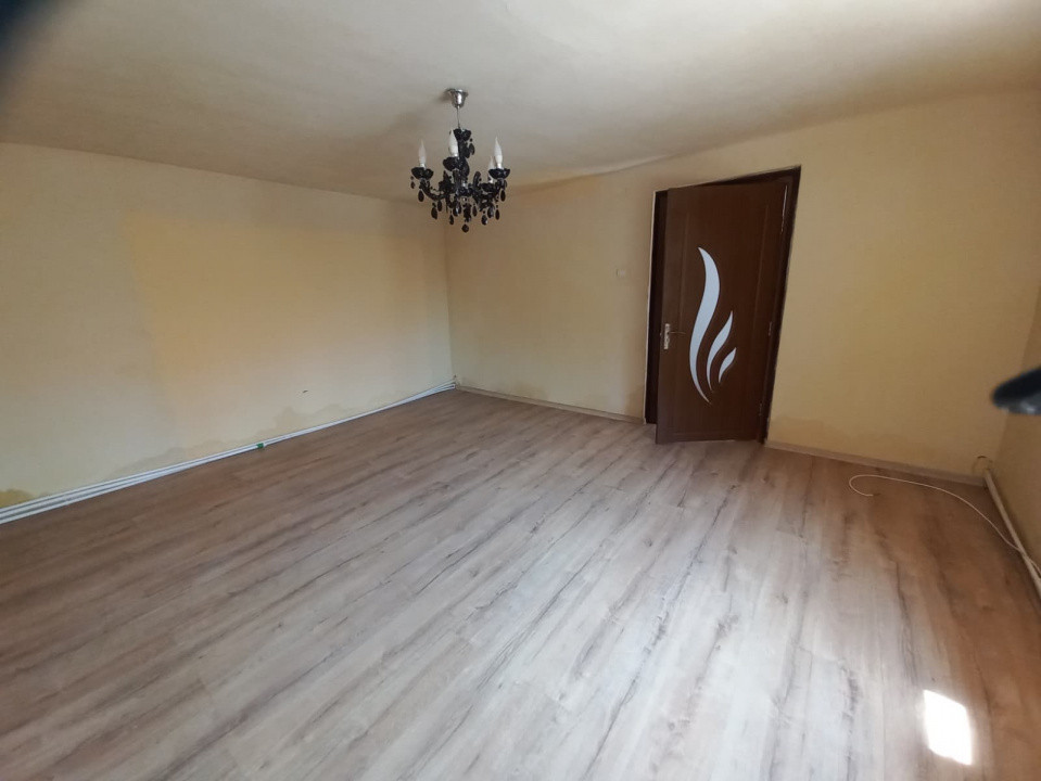 Casa individuala cu 4 camere - zona Crisan | 2 corpuri de cladire  6, foxfort.ro