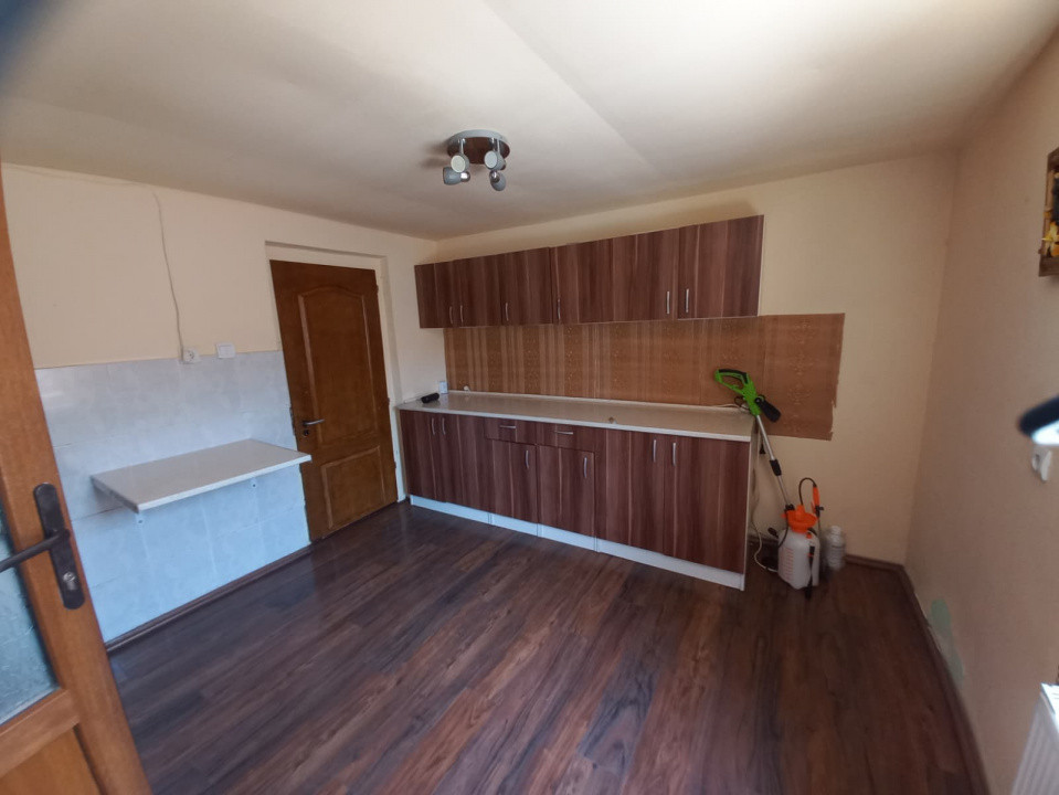 Casa individuala cu 4 camere - zona Crisan | 2 corpuri de cladire  8, foxfort.ro
