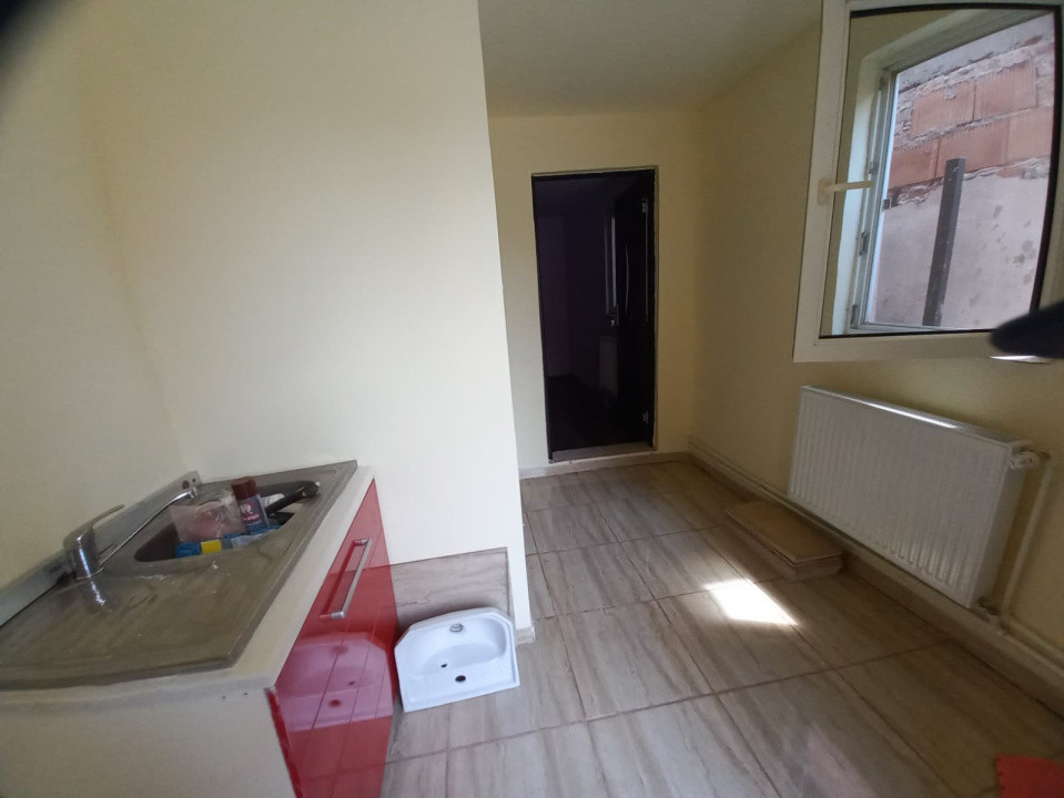 Casa individuala cu 4 camere - zona Crisan | 2 corpuri de cladire  9, foxfort.ro