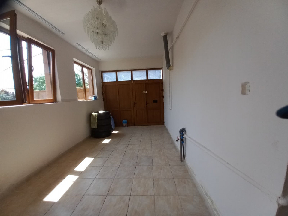 Casa individuala cu 4 camere - zona Crisan | 2 corpuri de cladire  12, foxfort.ro
