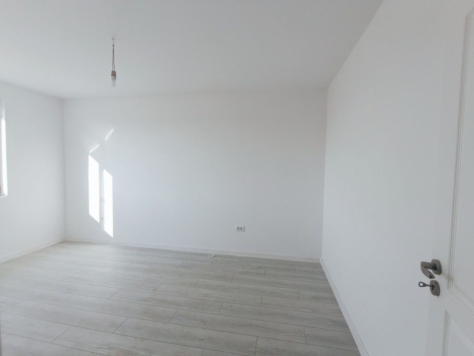 Apartament cu o camera, 35 mp, bucatarie inchisa in Giroc 1, foxfort.ro