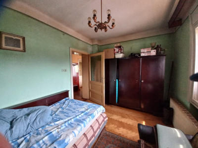 Casa individuala cu 5 camere si teren de 337 mp - zona Crisan imagine mica 2, foxfort.ro