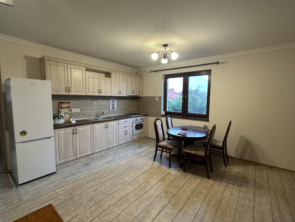 Apartament cu 3 camere, in Giroc, zona Planetelor 2, foxfort.ro