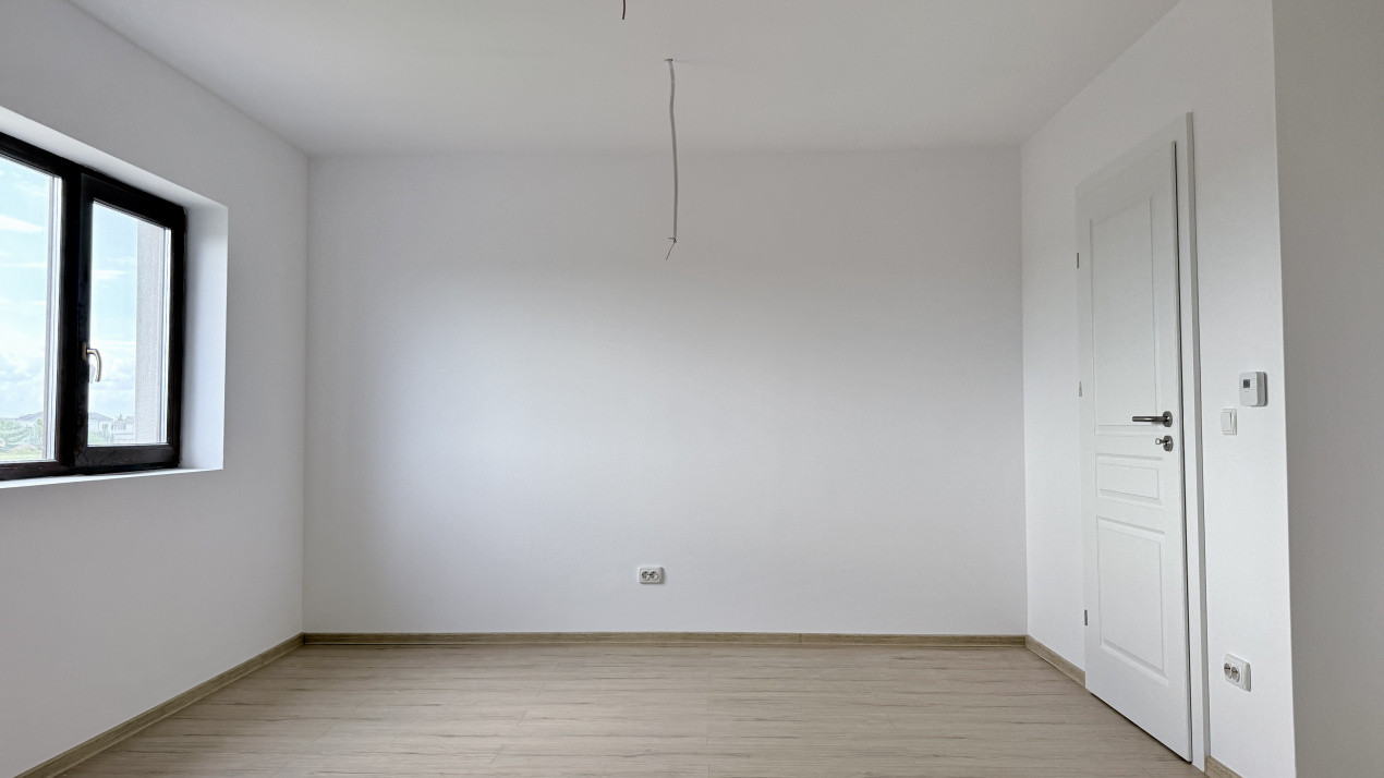 Duplex de vanzare, 4 camere Mosnita - Drumul Boilor 8, foxfort.ro