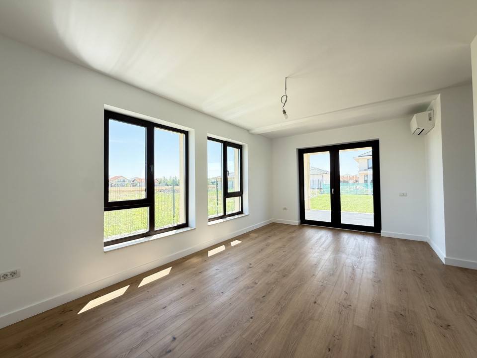 Duplex cu 442 mp teren | Dumbravita | Terase din travertin | Scara lemn masiv 2, foxfort.ro