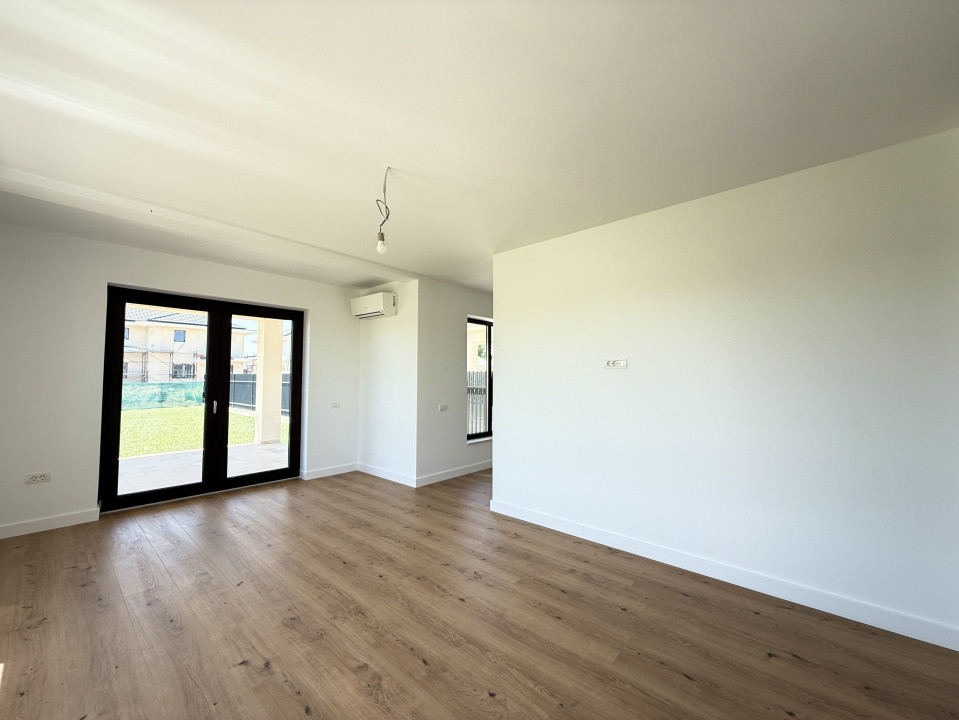 Duplex cu 442 mp teren | Dumbravita | Terase din travertin | Scara lemn masiv 13, foxfort.ro