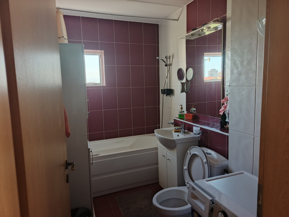 COMISION 0% Inchiriere apartament cu 3 camere, zona Aradului 8, foxfort.ro