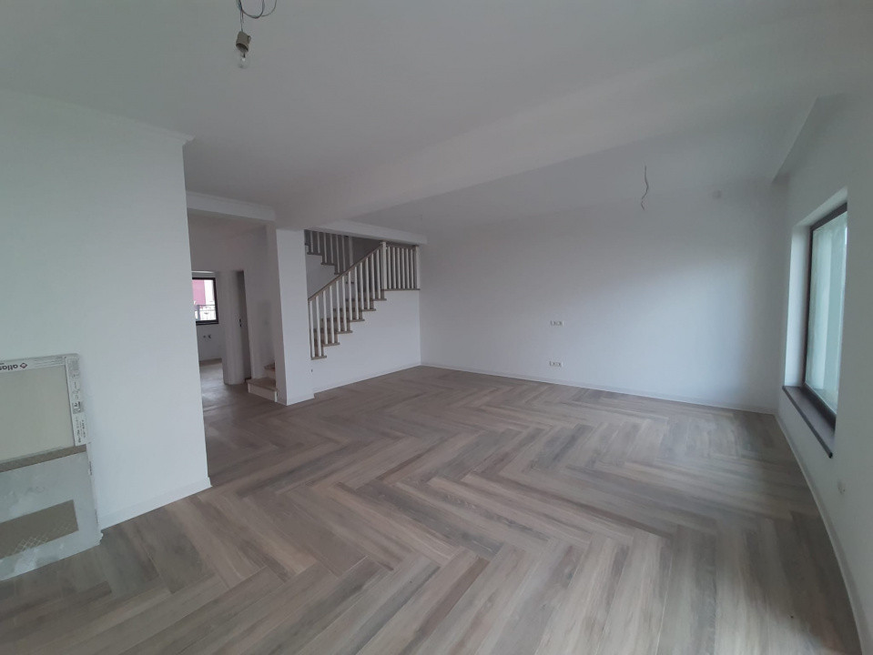 Duplex cu 4 camere de vanzare in Timisoara, zona Freidorf 2, foxfort.ro