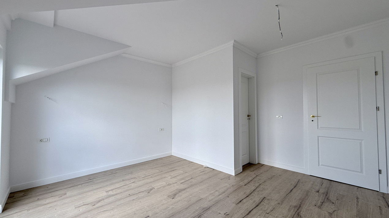 Duplex la cheie, de vânzare 4 camere + 3 bai - Calea Urseni 7, foxfort.ro