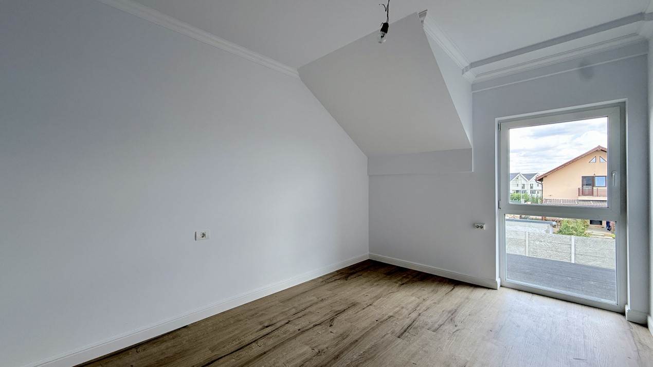 Duplex la cheie, de vânzare 4 camere + 3 bai - Calea Urseni 9, foxfort.ro