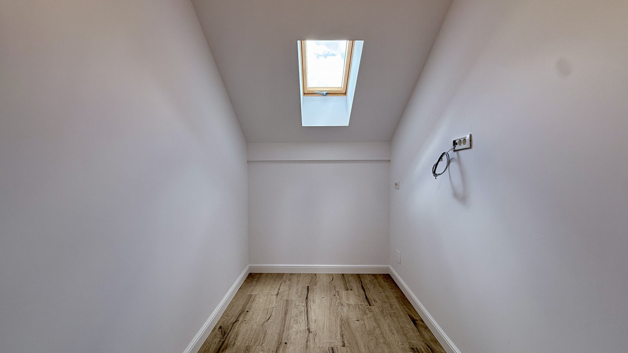 Duplex la cheie, de vânzare 4 camere + 3 bai - Calea Urseni 13, foxfort.ro