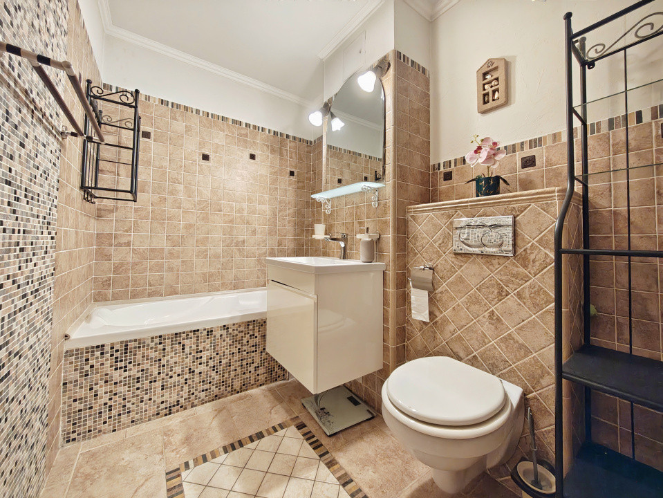 Apartament cu 3 camere 89 mp decomandat | Centrala Proprie | Zona Girocului 7, foxfort.ro