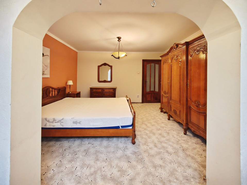 Apartament cu 3 camere 89 mp decomandat | Centrala Proprie | Zona Girocului 13, foxfort.ro