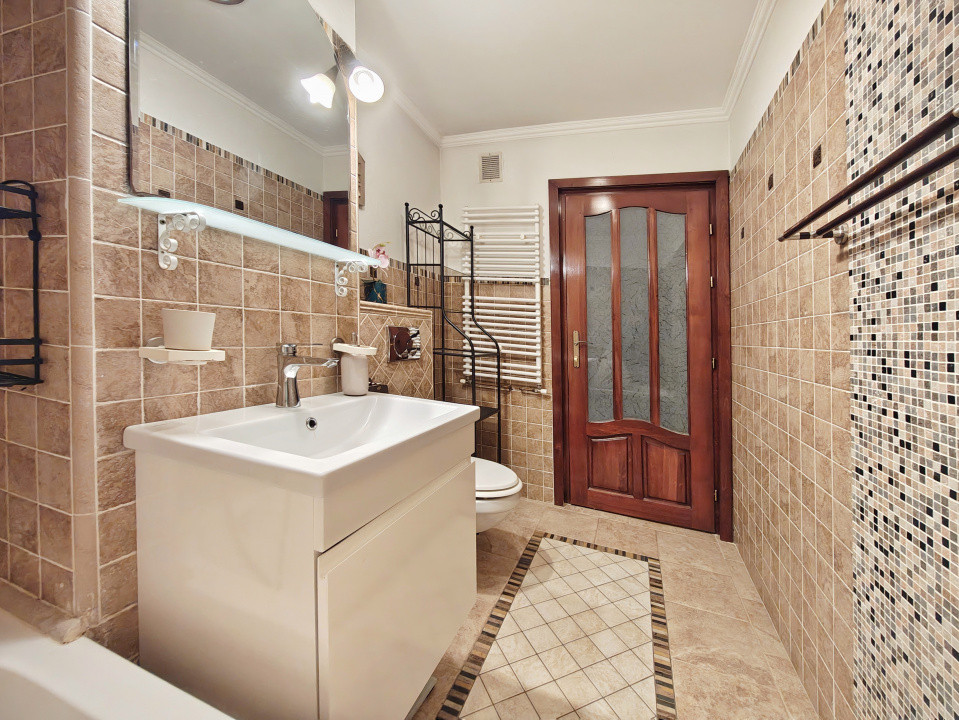 Apartament cu 3 camere 89 mp decomandat | Centrala Proprie | Zona Girocului 14, foxfort.ro