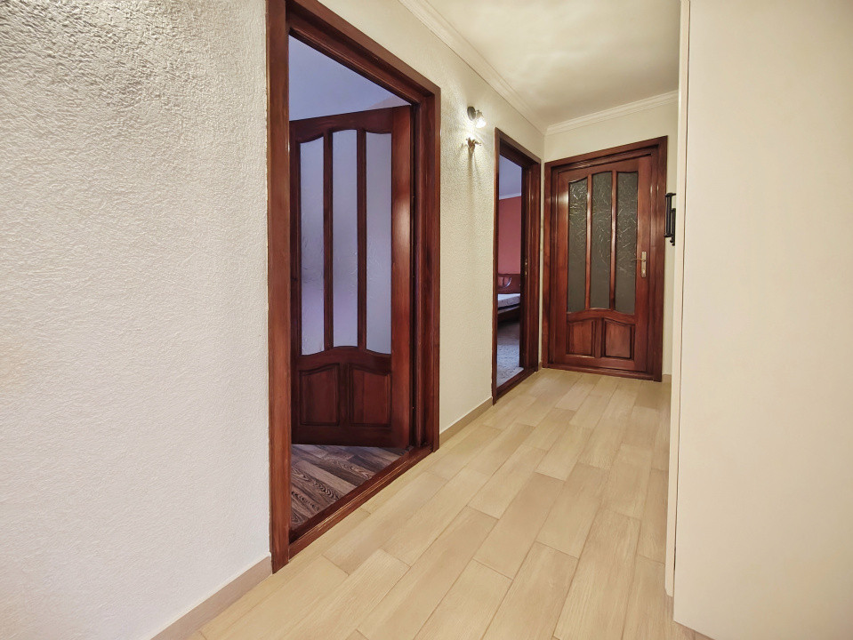 Apartament cu 3 camere 89 mp decomandat | Centrala Proprie | Zona Girocului 16, foxfort.ro