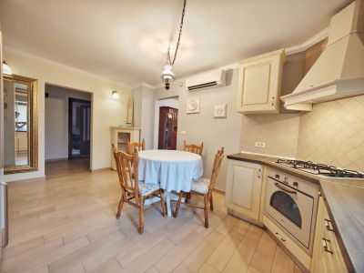 Apartament cu 3 camere 89 mp decomandat | Centrala Proprie | Zona Girocului imagine mica 2, foxfort.ro