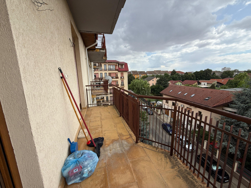 Apartament cu 3 camere complet mobilat si utilat, zona Aradului 16, foxfort.ro