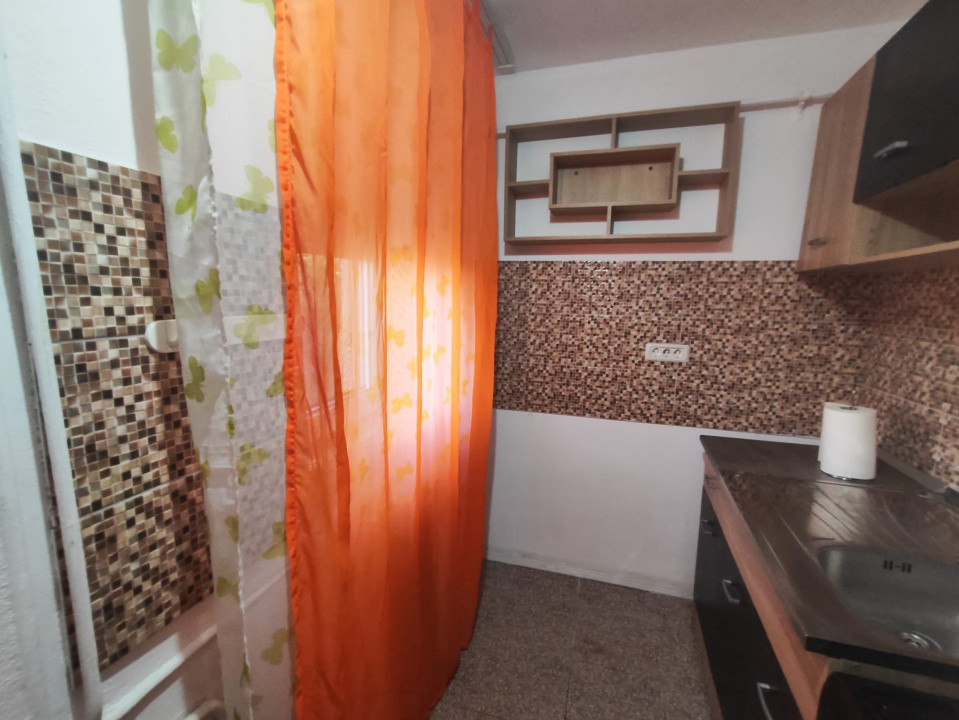 COMISION 0% Apartament cu 2 camere de vanzare in Arad, zona Fortuna 5, foxfort.ro