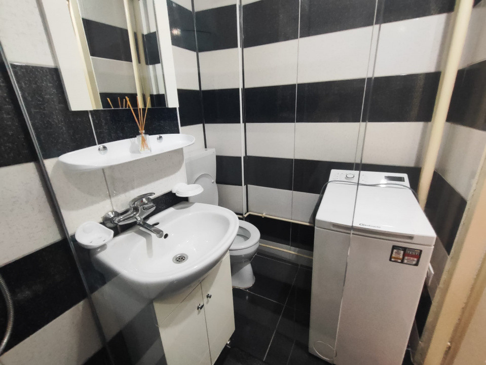 COMISION 0% Apartament cu 2 camere de vanzare in Arad, zona Fortuna 6, foxfort.ro