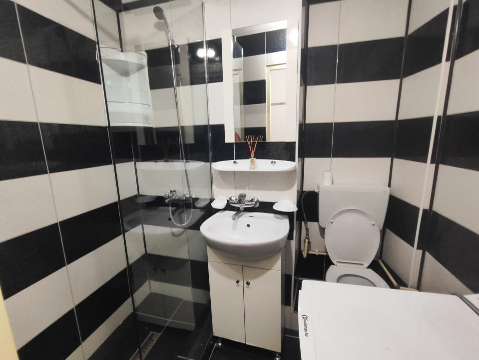 COMISION 0% Apartament cu 2 camere de vanzare in Arad, zona Fortuna 7, foxfort.ro