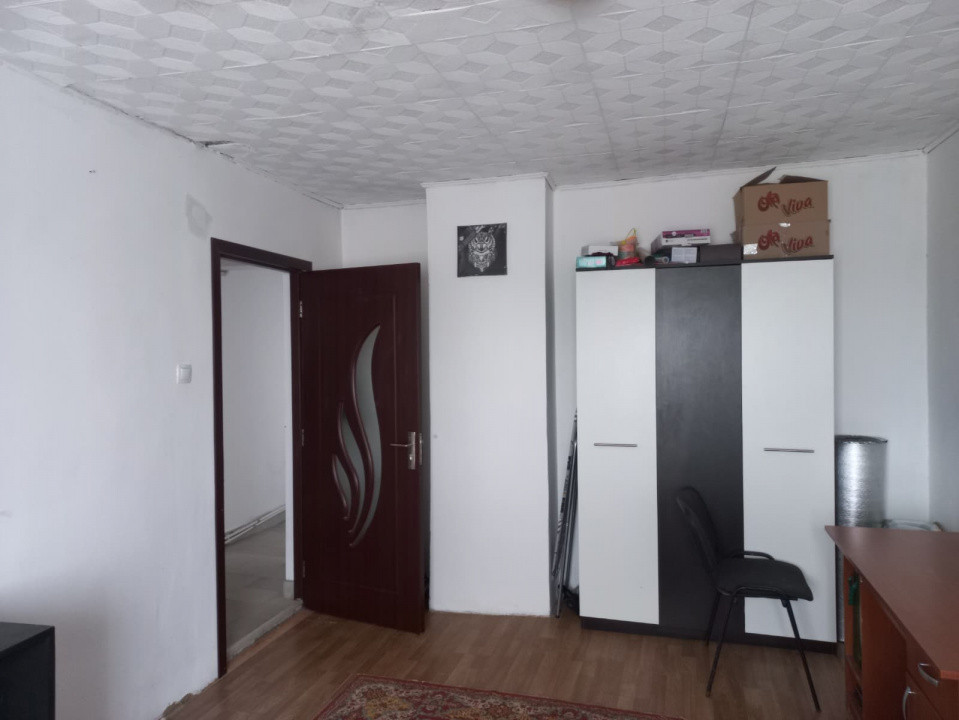 Apartament cu 2 camere de vanzare in Remetea Mare 3, foxfort.ro