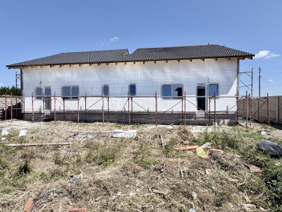 Duplex 3 camere despartit si cu pod mansardabil Mosnita - Lidl imagine mica 2, foxfort.ro