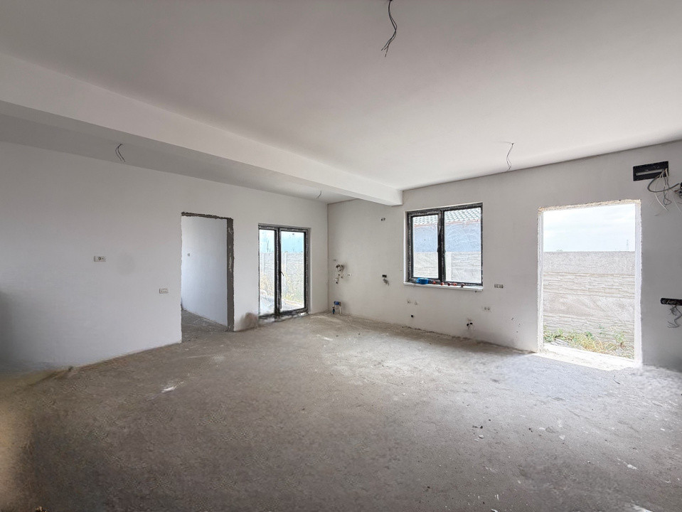 Duplex cu 3 camere | 350 mp teren | Sacalaz 6, foxfort.ro