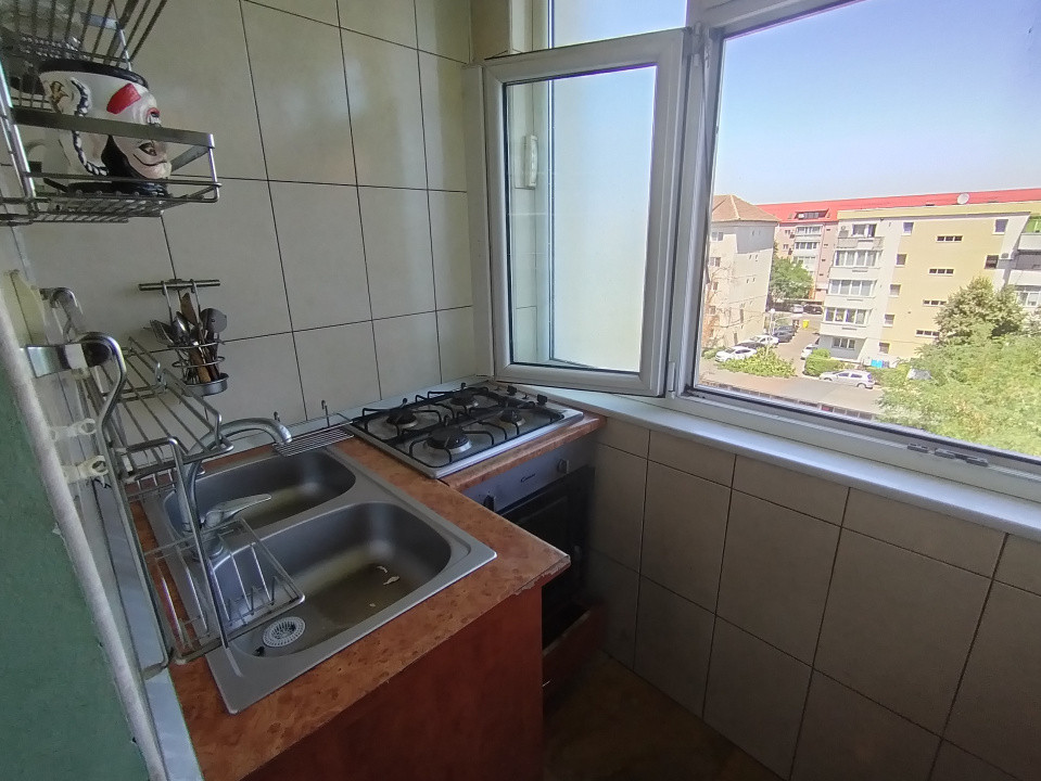 Apartament cu 2 camere de vanzare in Timisoara, zona Girocului 5, foxfort.ro