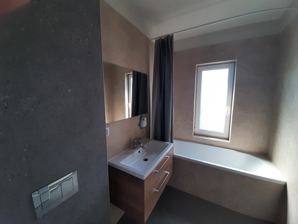 Penthouse cu 2 camere + terasa 45 mp - zona Mehala 5, foxfort.ro