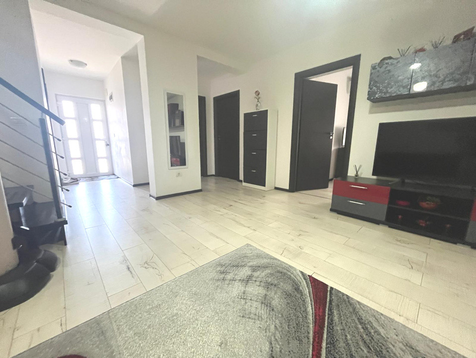 COMISION 0 % Duplex deosebit cartier Europa 5 camere toate utilitatile 3, foxfort.ro