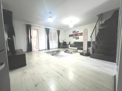 COMISION 0 % Duplex deosebit cartier Europa 5 camere toate utilitatile imagine mica 12, foxfort.ro