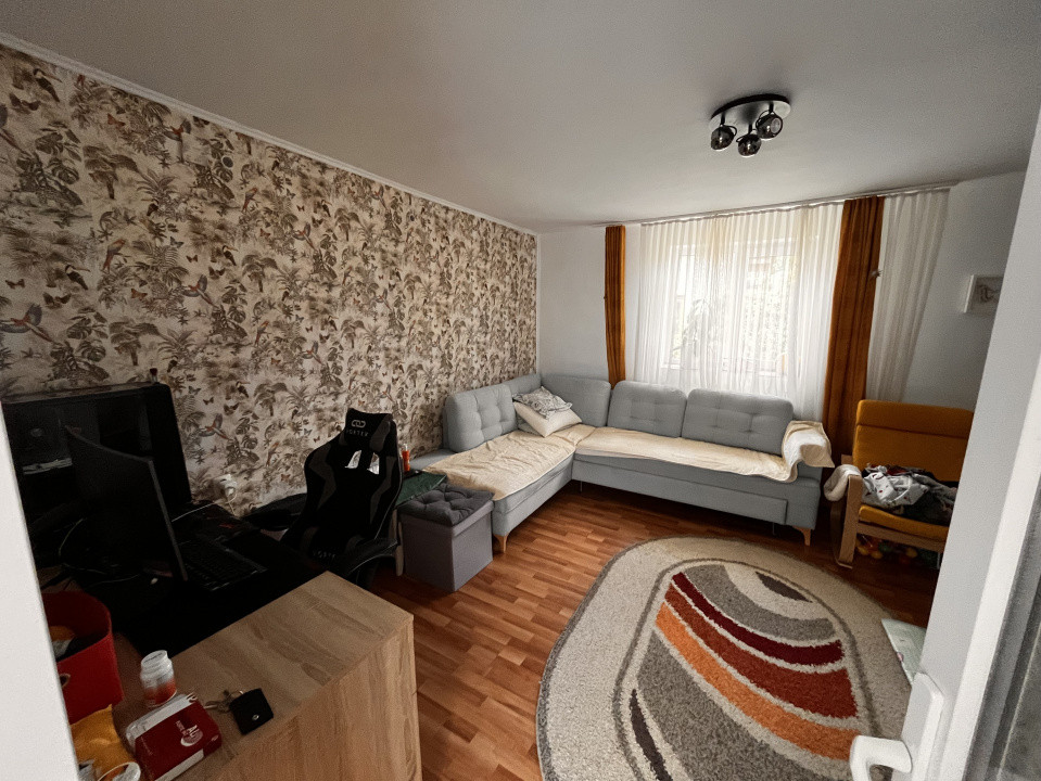 Casa individuala cu 3 camere si teren de 1094 mp - Izvin 1, foxfort.ro