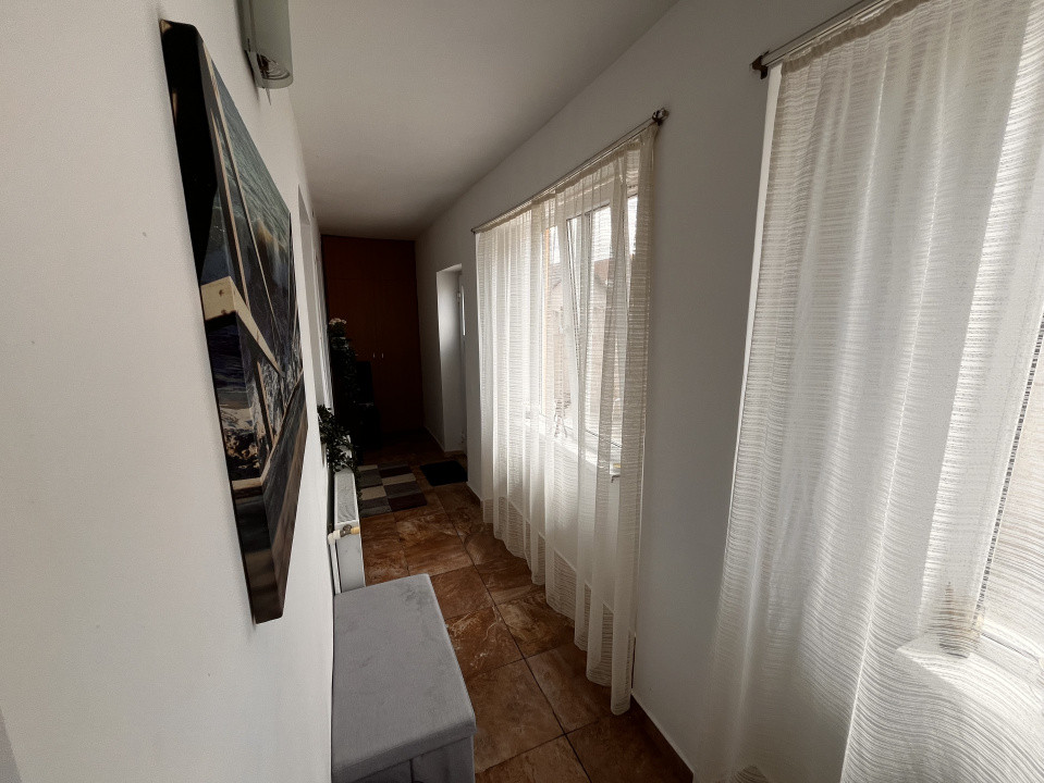 Casa individuala cu 3 camere si teren de 1094 mp - Izvin 15, foxfort.ro