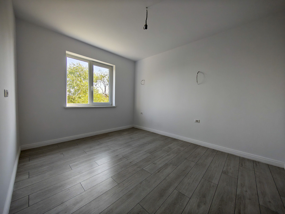 Apartament cu 2 camere 47 mp decomandat | Centrala Proprie | Zona Giroc 7, foxfort.ro
