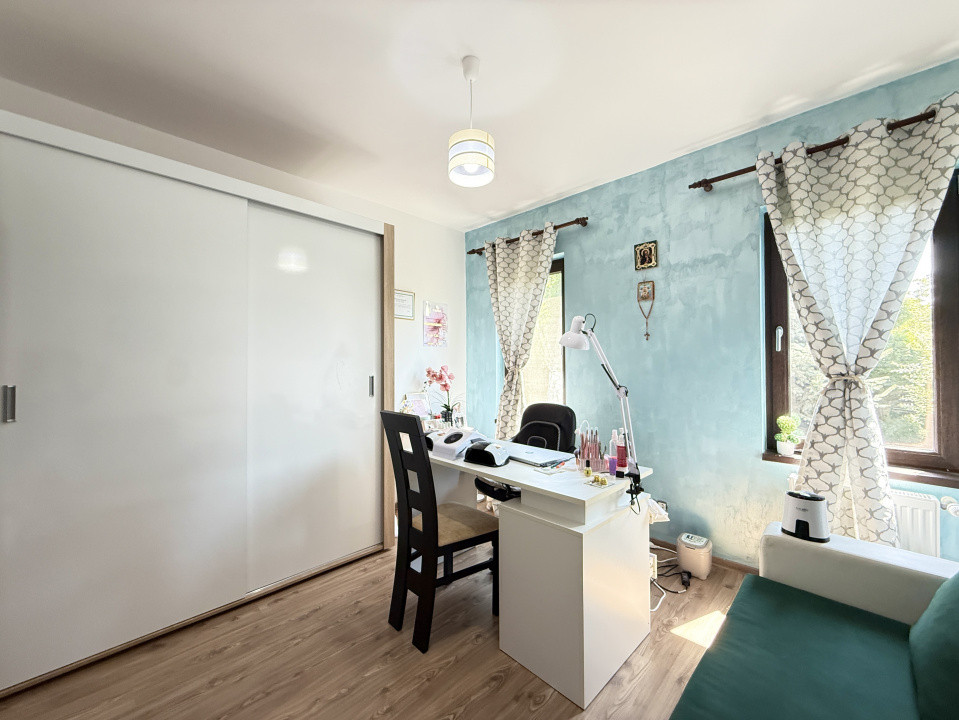 COMISION 0% | 5 camere | 160 mp utili | 617 mp teren | Giroc 24, foxfort.ro