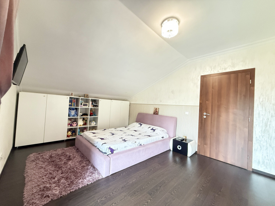 COMISION 0% | 5 camere | 160 mp utili | 617 mp teren | Giroc 43, foxfort.ro