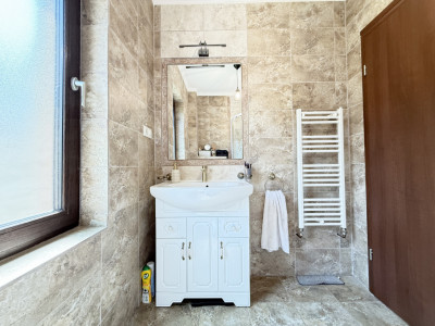 COMISION 0% | 5 camere | 160 mp utili | 617 mp teren | Giroc imagine mica 27, foxfort.ro