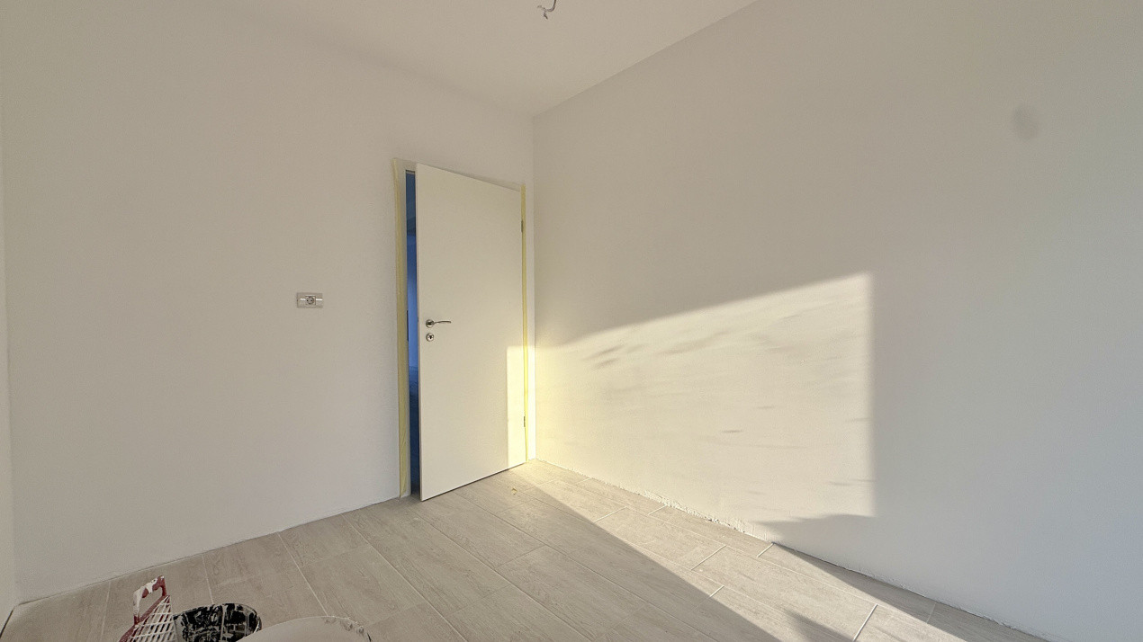 Duplex de vanzare, 3 camere pe parter + pod - Mosnita Veche 12, foxfort.ro