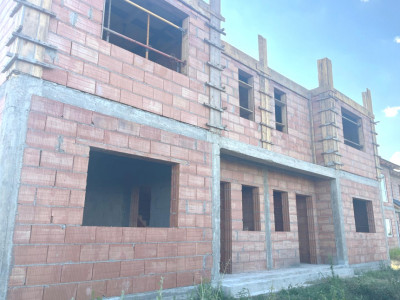 COMISION 0 % Duplex cu 4 camere si teren de 250 mp - Mosnita Veche