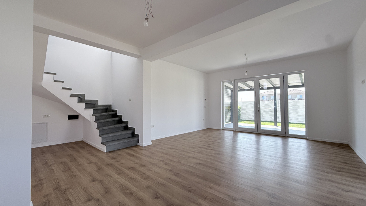 Duplex de vanzare, 5 camere despartit, cu toate utilitatile zona LIDL - Mosnita 3, foxfort.ro