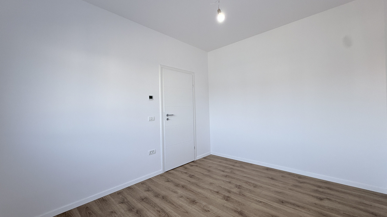 Duplex de vanzare, 5 camere despartit, cu toate utilitatile zona LIDL - Mosnita 7, foxfort.ro